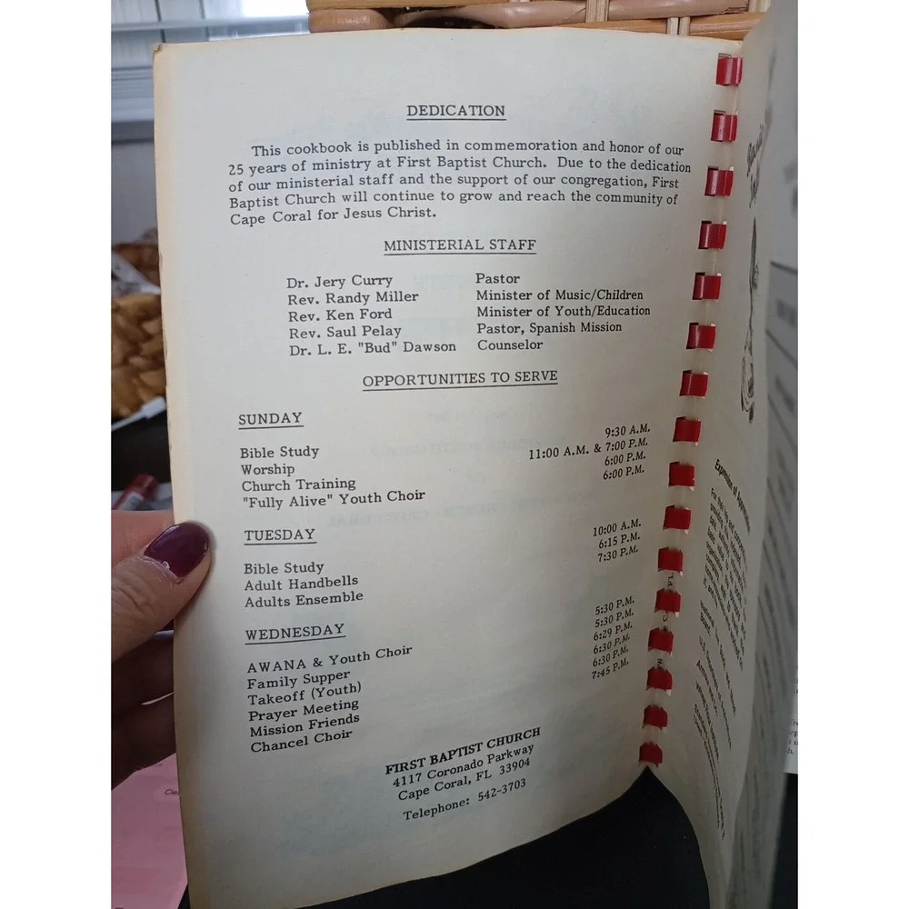 First‎ Baptist Church Cookbook Cape Coral, FL  1988 Spiral Vintage Heirforce YG